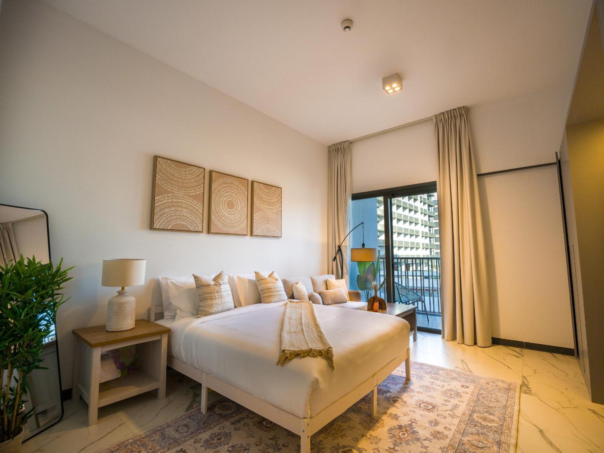 Spacious Stu In Mag 890, Mbr - Meydan Living Apartment *